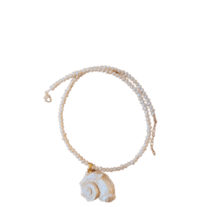 שרשרת פנינים עם קונכיה